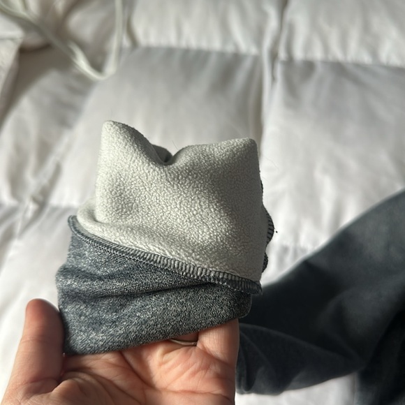 Nike dri-fit hoodie - Picture 3 of 4